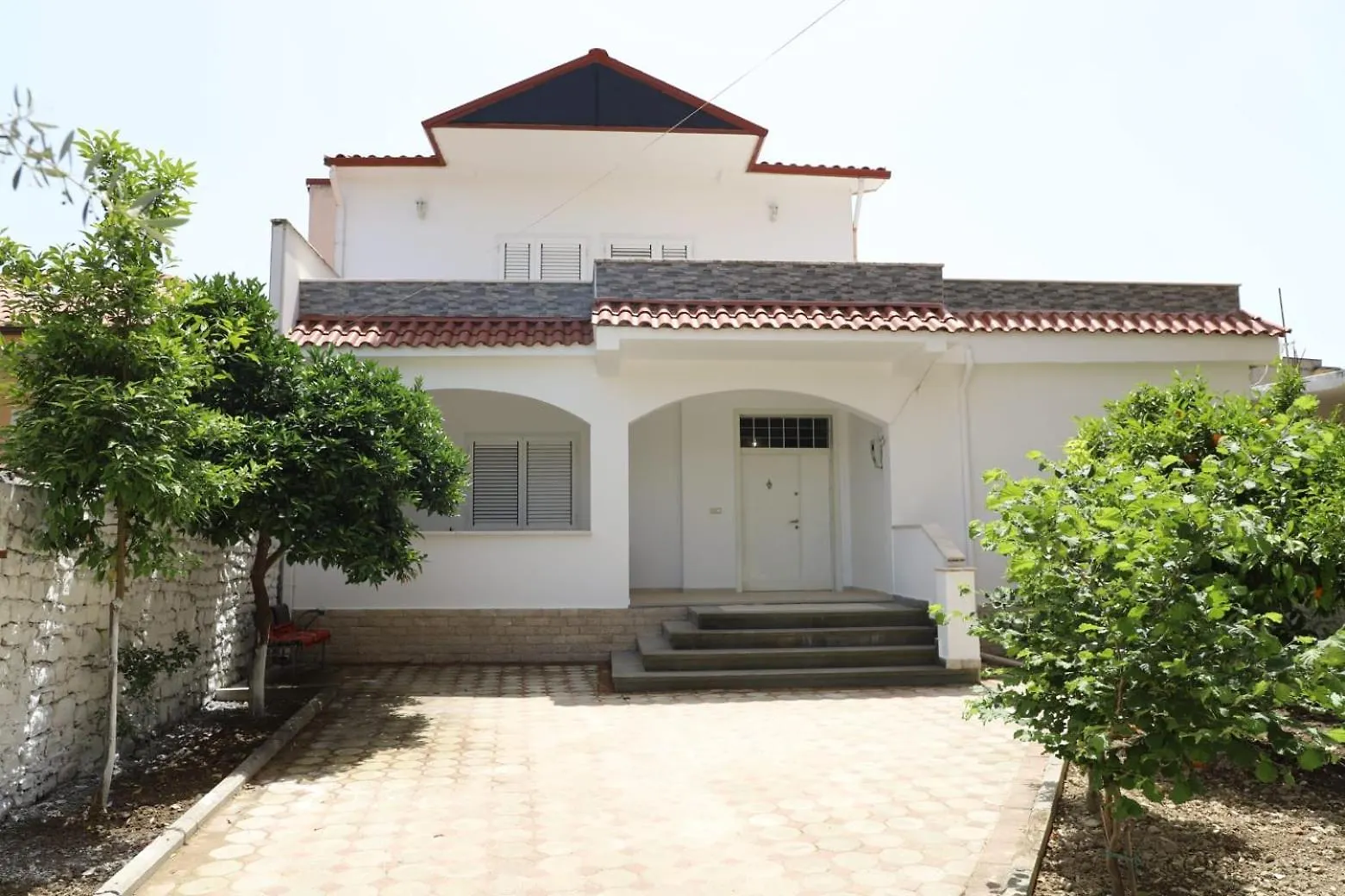 Vila Vokopola Berat