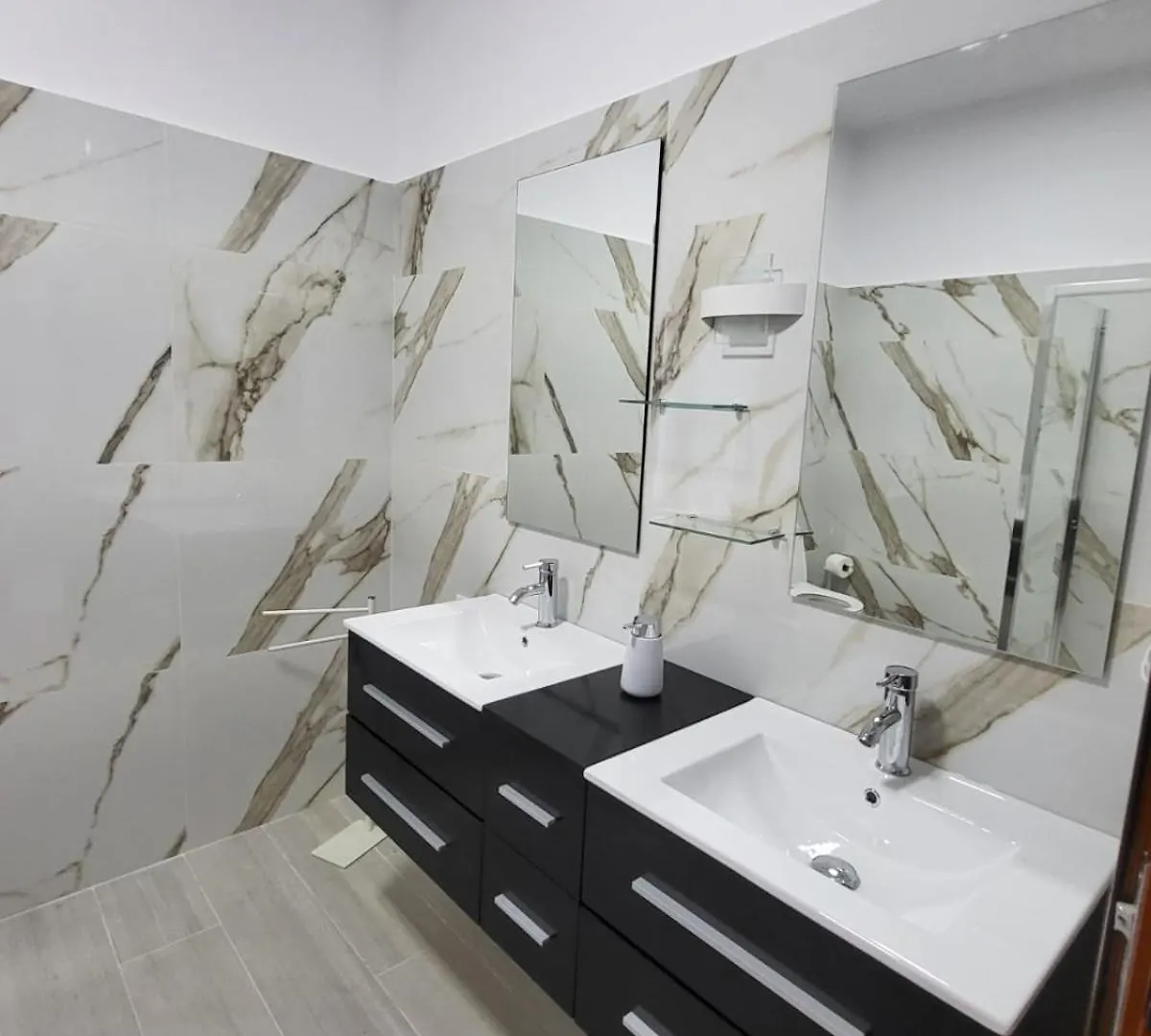 Vila Vokopola Berat Homestay