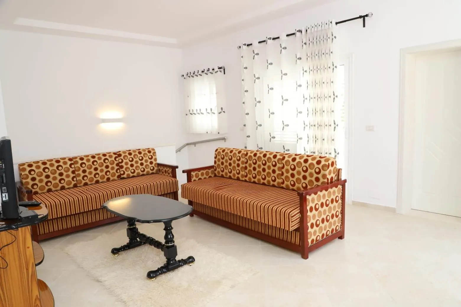 Vila Vokopola Berat Homestay