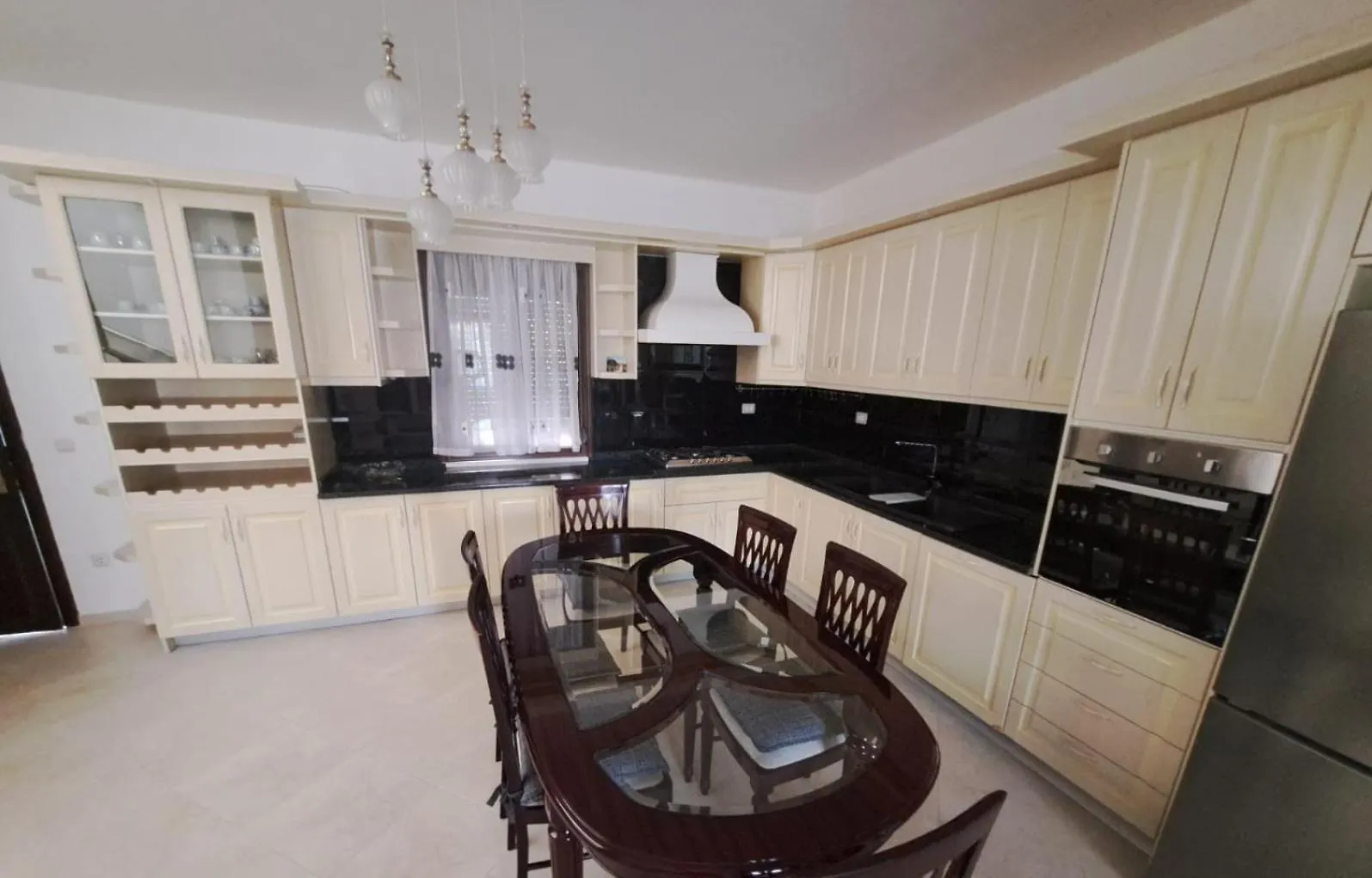 Homestay Vila Vokopola Berat